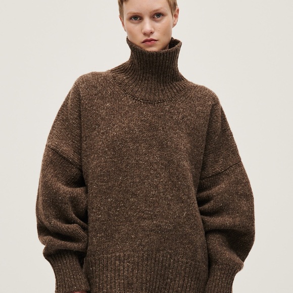 Babaa No. 17 Jumper - Oak - oversized 100% wool turtleneck sweater - Picture 9 of 9